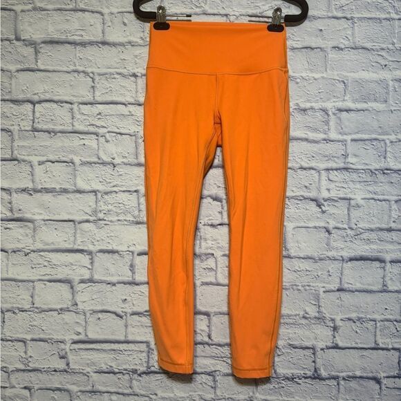 Lululemon Wunder Under High-Rise Tight 25"
Orange Soda size 6 - Picture 4 of 15